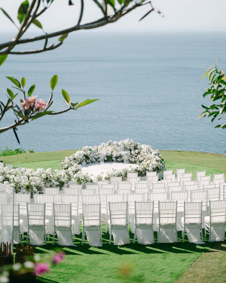 Solusi Wedding Organizer Khusus Venue Tebing Bali dengan Keamanan dan Logistik Terjamin